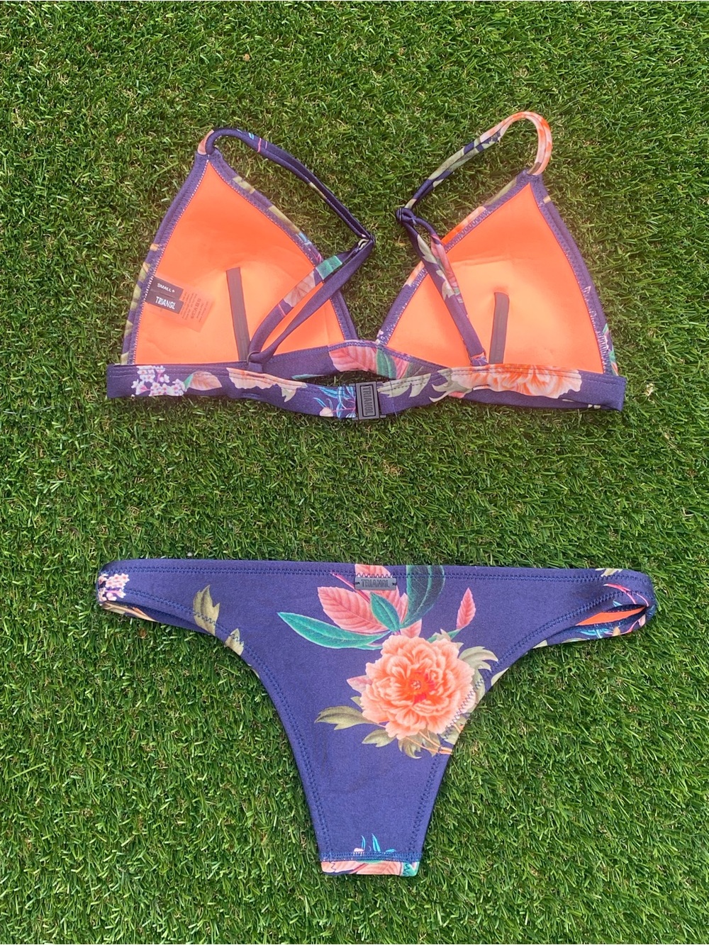 NWOT Triangl Neoprene Floral Bikini 👙 - Picture 5 of 12